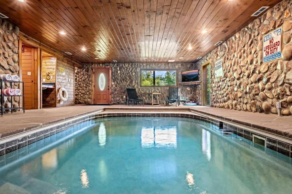 Вилла Pvt Pool At The Grotto Севьервилл Экстерьер фото